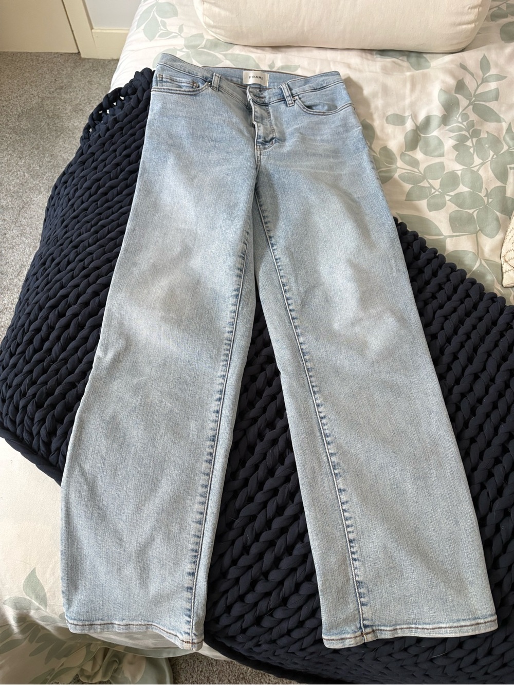 Frame Le Sleek Straight Jeans - Light Wash size 29 - Picture 4 of 7